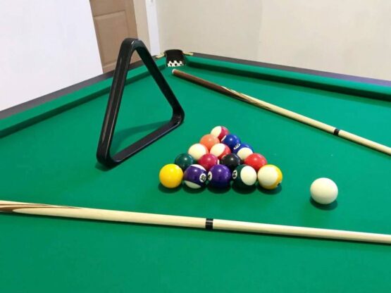 Billiard Ball Triangle (Wooden)
